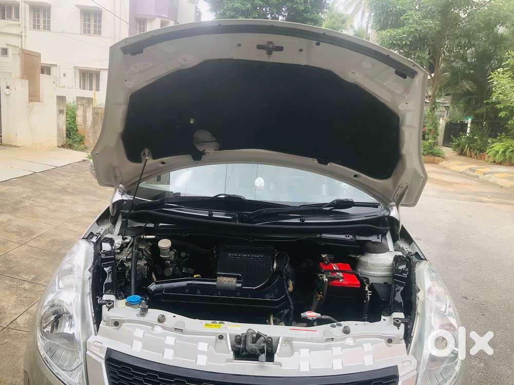 Maruti Suzuki Swift Vvt Zxi, 2016, Petrol