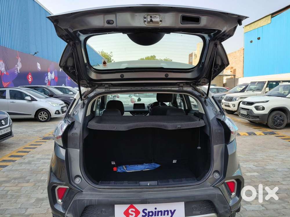 Tata Nexon 1.2 Revotron Xz Plus Dual Tone Roof (s), 2020, Petrol