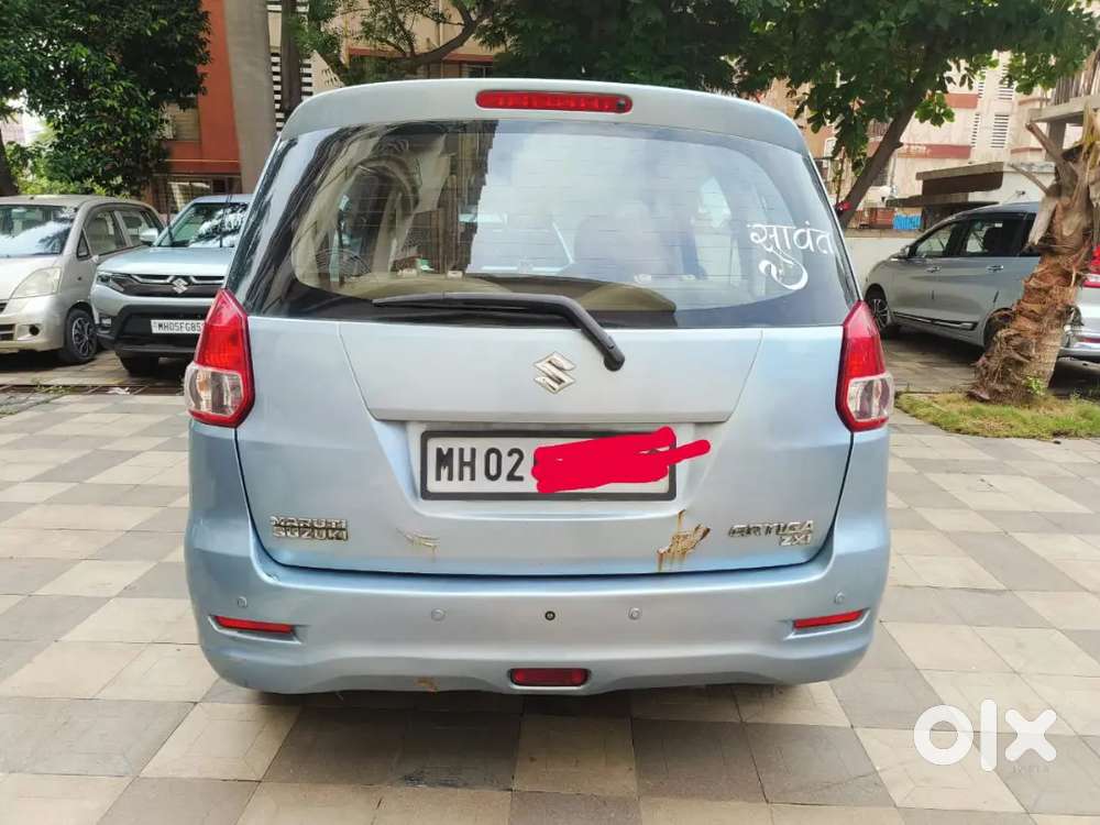 Maruti Suzuki Ertiga Zxi 2013 Petrol 3rd Owner