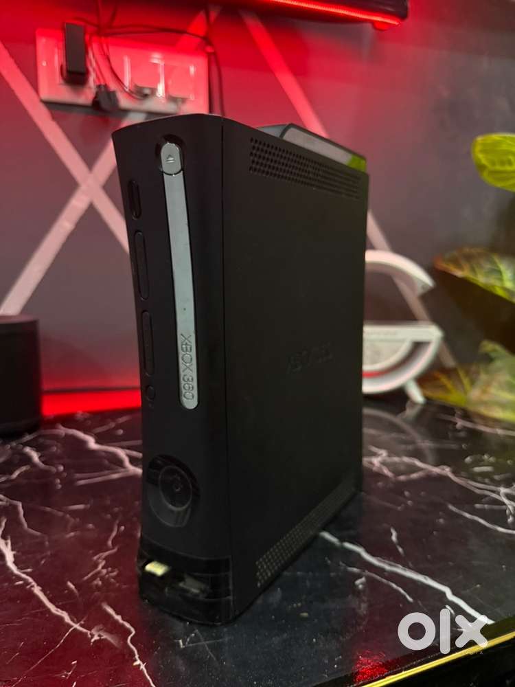 X box 360 with internal 120gbHHD