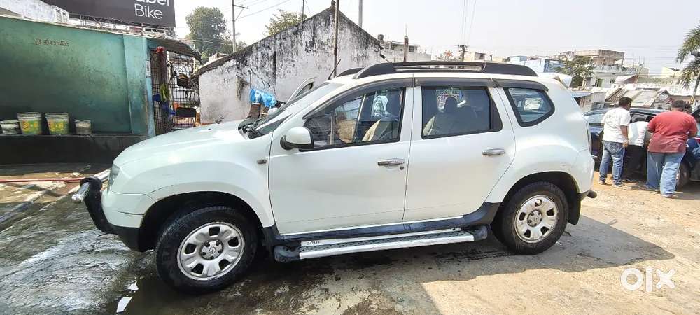 Renault Duster 2014 Diesel 130000 Km Driven