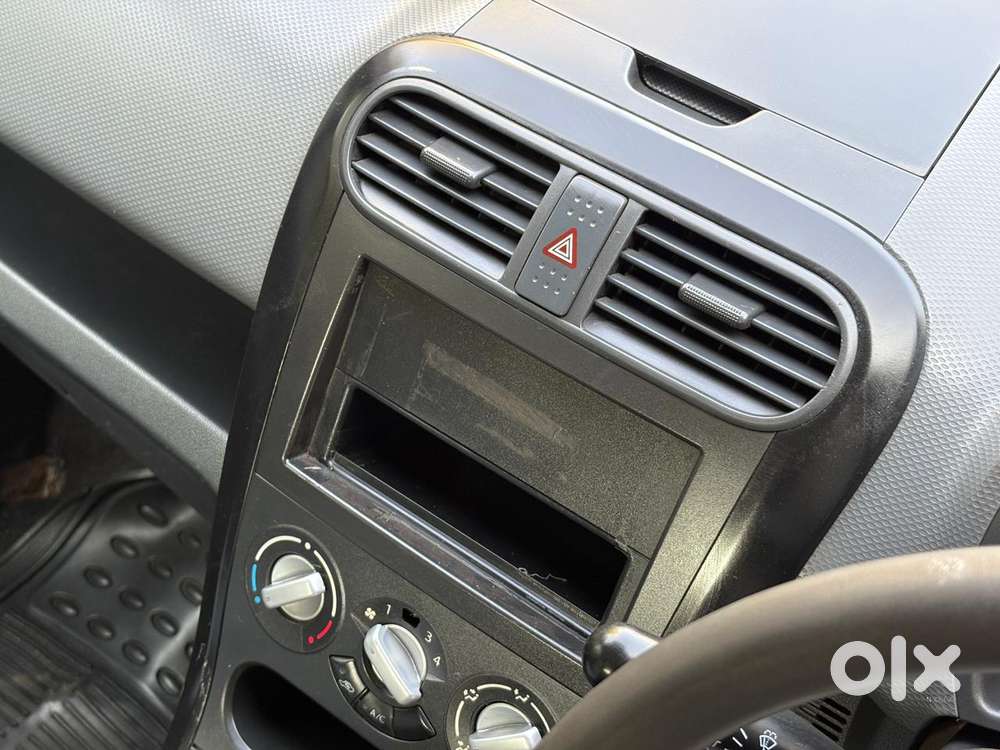 Maruti Suzuki Ritz Lxi, 2011, Petrol