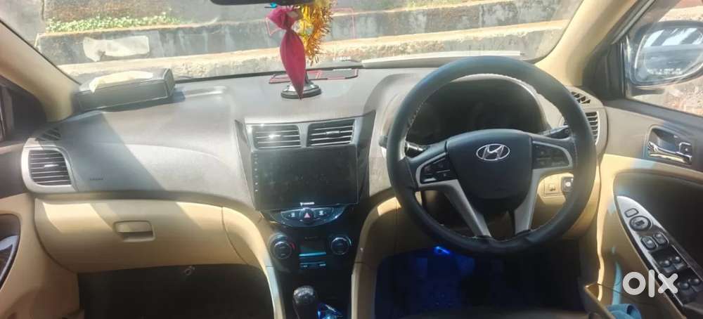Hyundai Verna Vtvt 1.6 Sx, 2011, Petrol