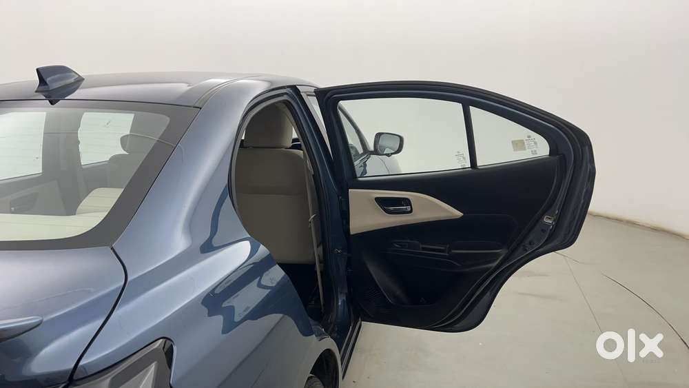 Maruti Suzuki Dzire 1.2 Zxi Plus Amt, 2024, Petrol