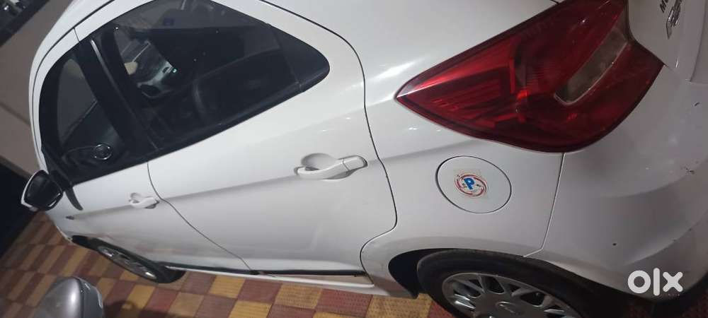 Single Owner, Showroom Upto Now Regular Service History
