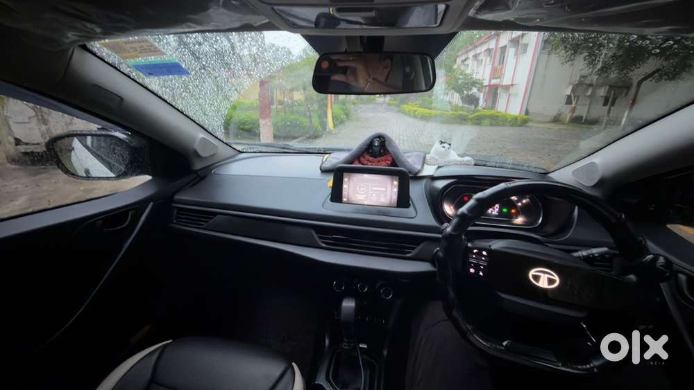 Tata Nexon 2025 Petrol 21053 Km Driven