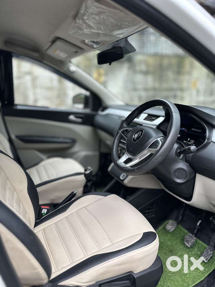 Renault Triber Rxz, 2024, Petrol