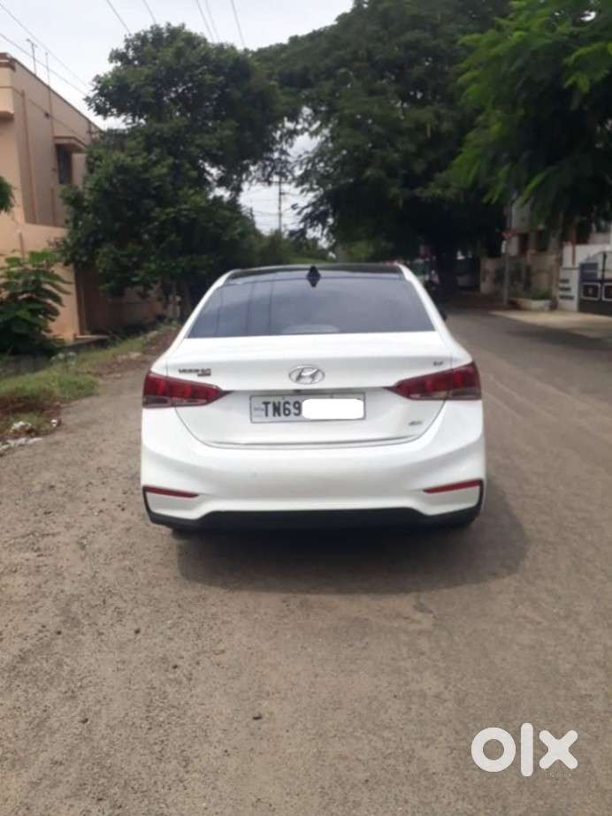 Hyundai Verna 1.5 Sx Ivt, 2019, Petrol
