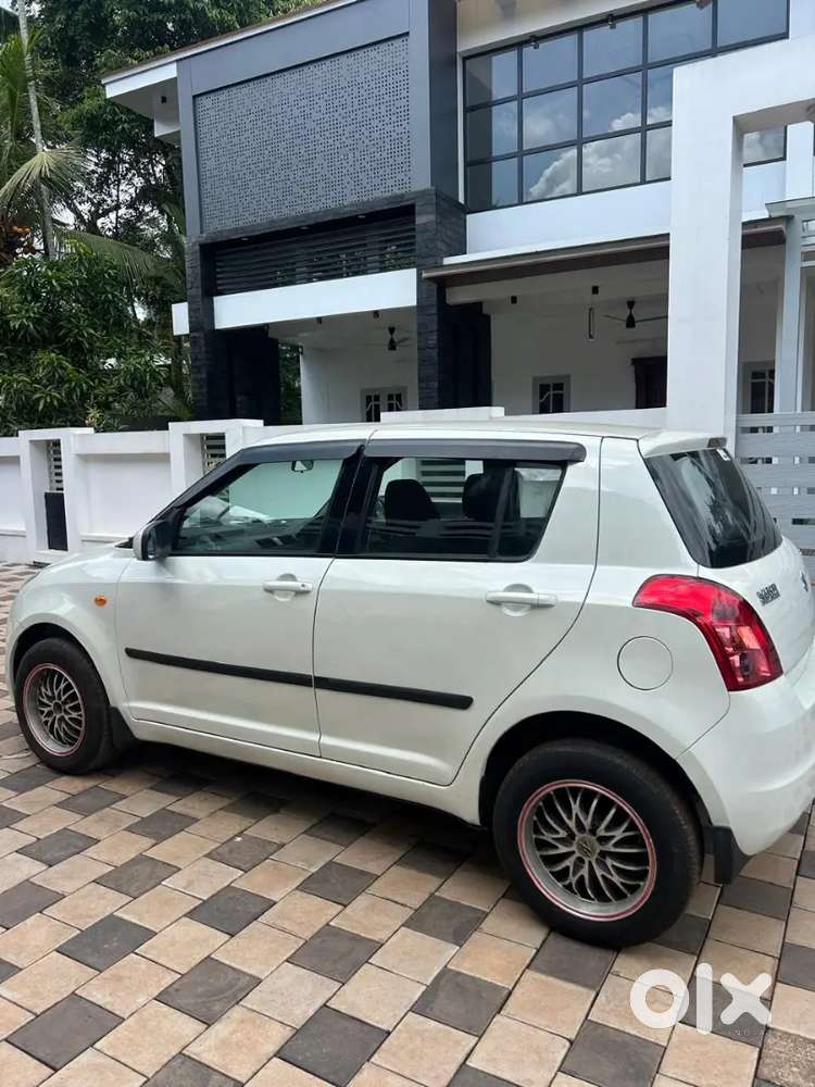 Maruti Suzuki Swift Vdi 2010