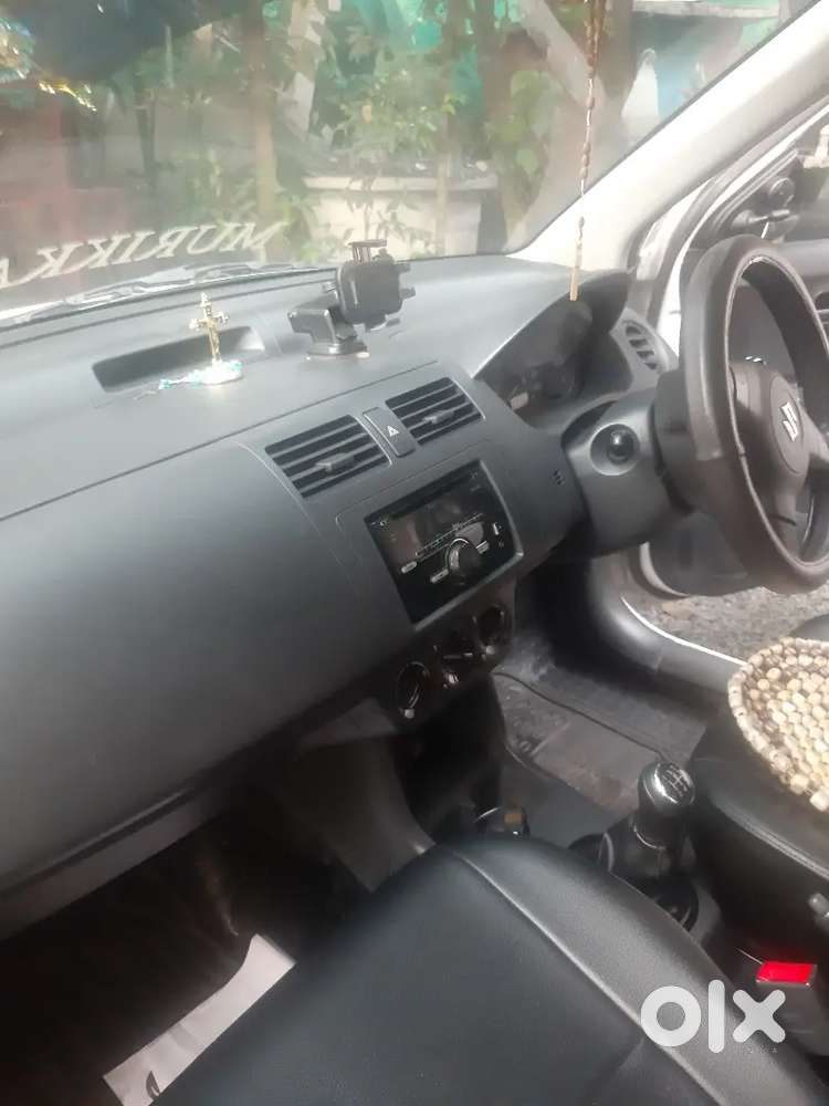 Maruti Suzuki Dzire 2017 Diesel 136850 Km Driven