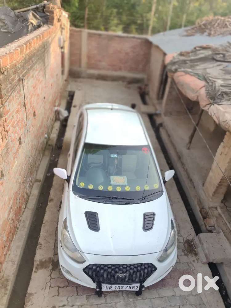 Hyundai Verna 2012