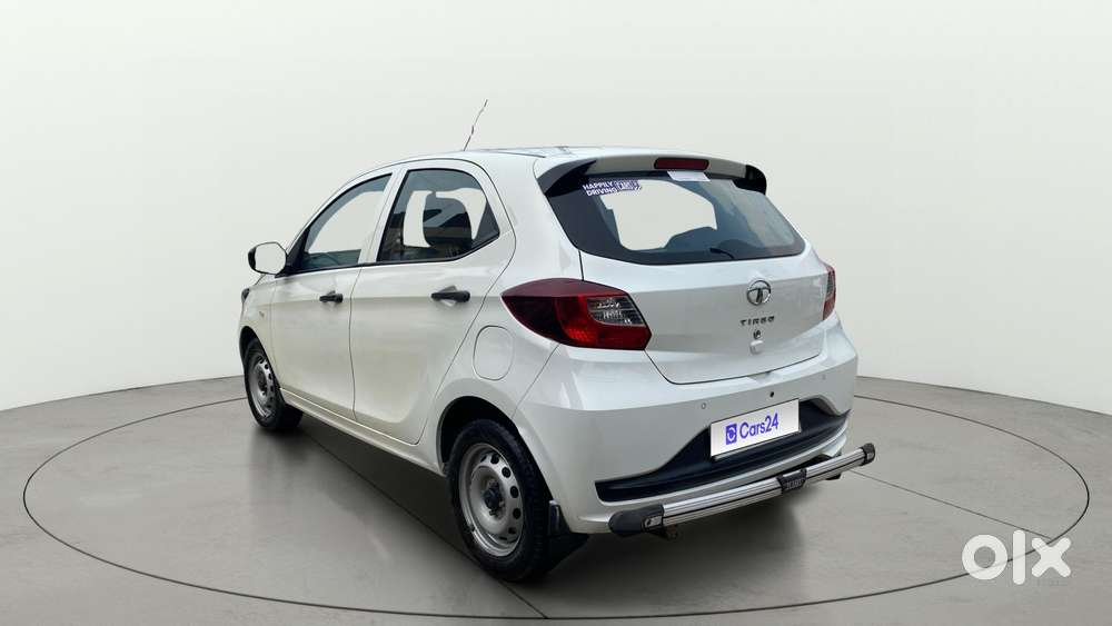 Tata Tiago Xe, 2021, Petrol