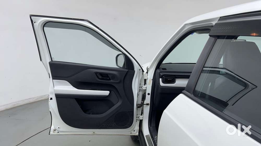 Tata Punch Pure, 2022, Petrol