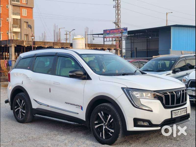 Mahindra Xuv700 2.2 Ax 3 Diesel At 5 Str, 2022, Diesel