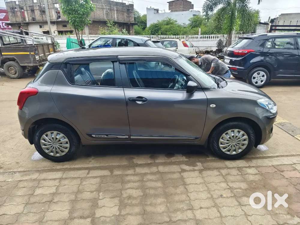 Maruti Suzuki Swift Lxi 2022