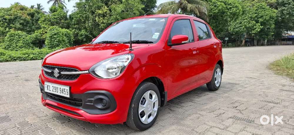 2022 December Celerio Zxi ,service Book Available , Company Service