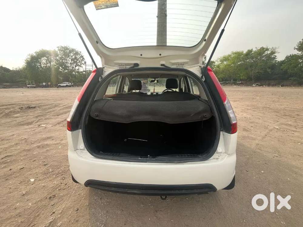 Ford Figo 1.2 Petrol 2013
