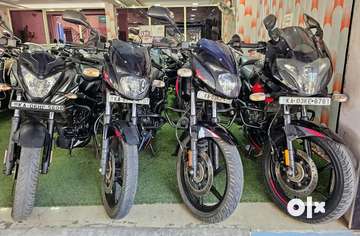 Pulsar 220 best sale bs6 down payment