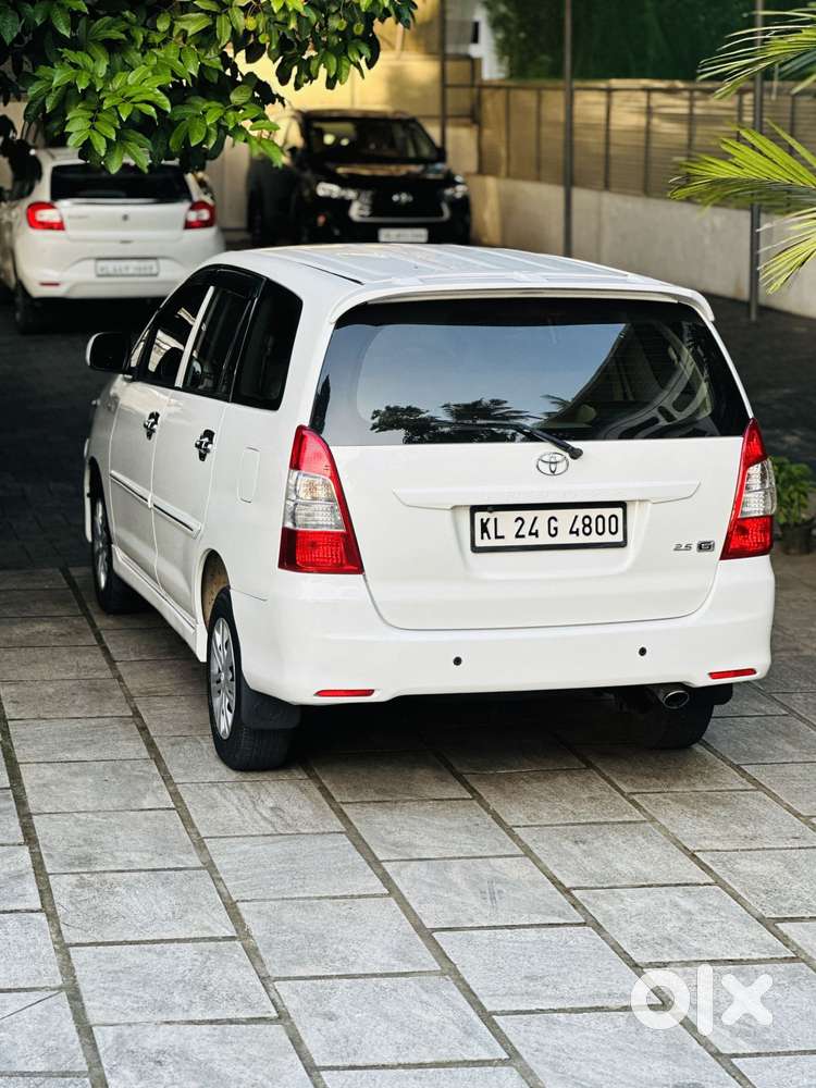 Toyota Innova 2.5 Gx 8 Str Bs-iii, 2013, Diesel