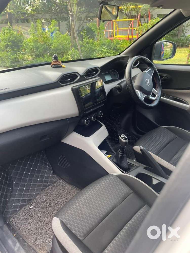 Nissan Petrol Manual 2024