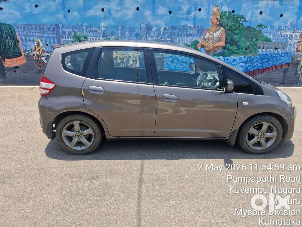 Honda Jazz 2011 Petrol 75000 Km Driven