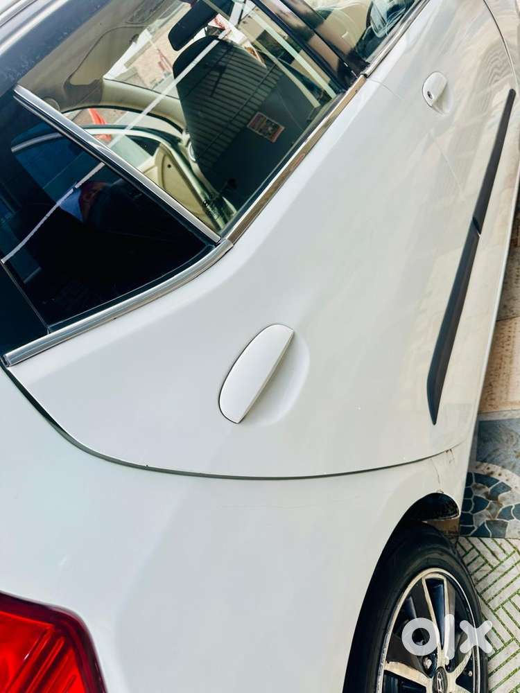 Hyundai Grand I10 Prime 2011 Petrol Well Maintained