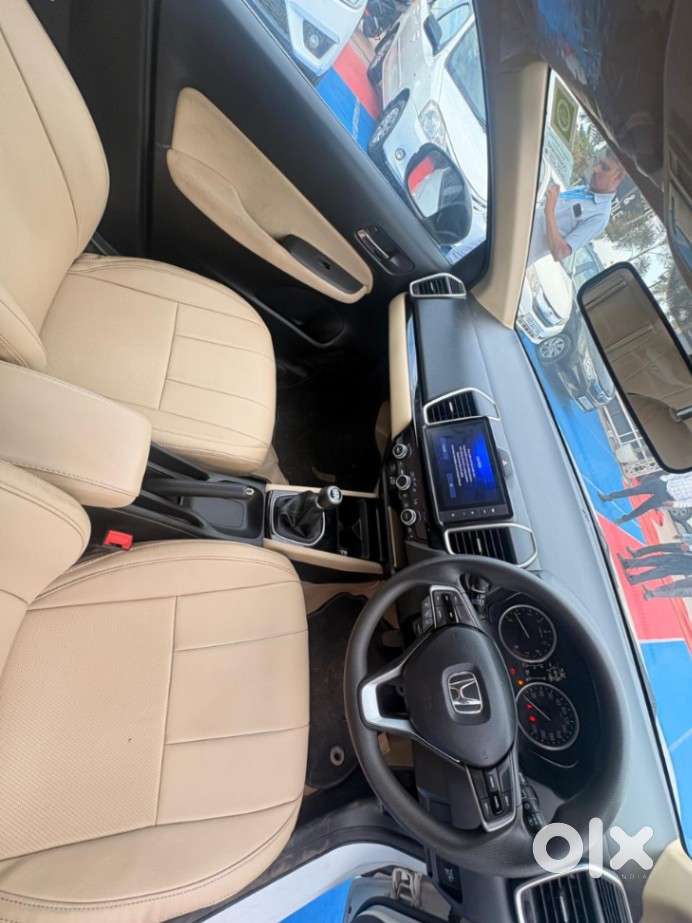 Honda City 1.5 V 5th Gen I-vtec Mt, 2022, Petrol