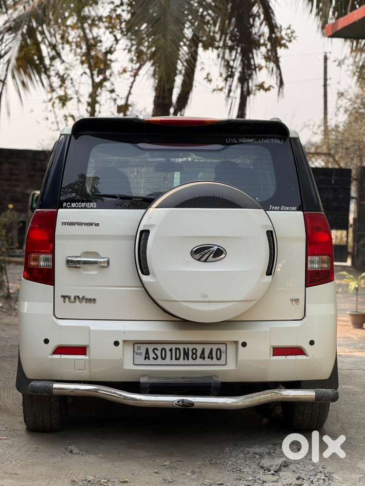 Mahindra Tuv 300 2018 Diesel Good Condition