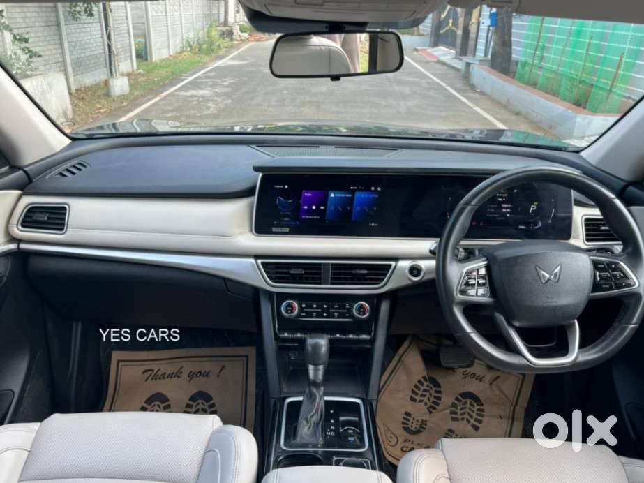 Mahindra Xuv700 2.2 Ax 7 Diesel At Luxury Pack Str, 2023, Diesel