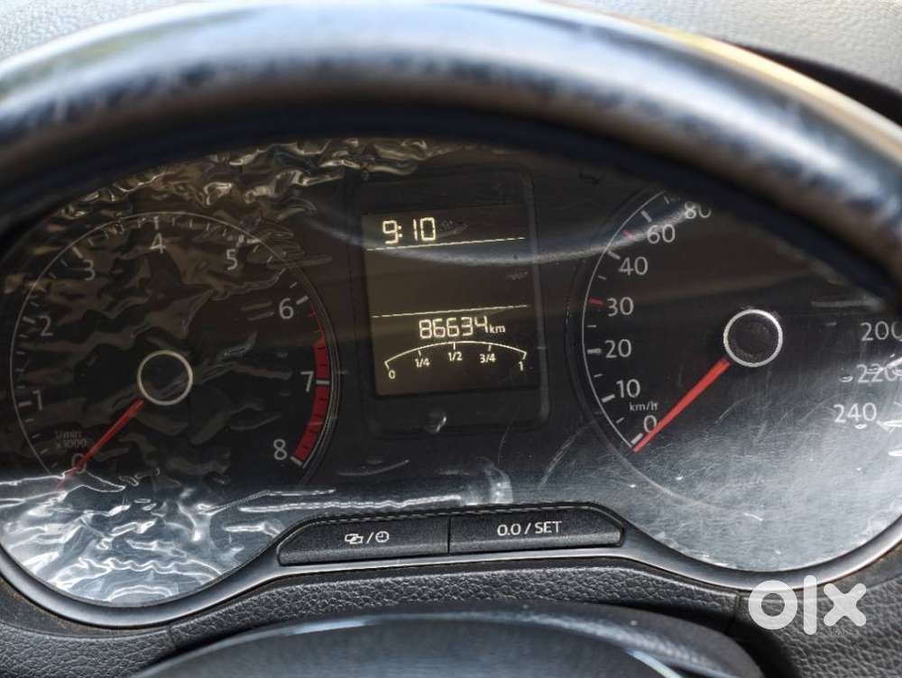 Volkswagen Vento Sport 1.2 Tsi At, 2016, Petrol