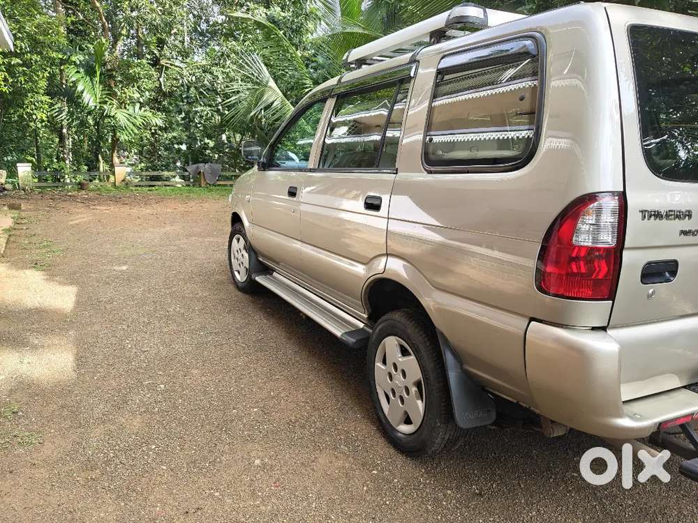 2010 Tavera Neo 2 Ls