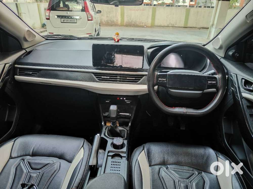 Tata Nexon Creative Plus 1.2 Revotron Petrol 6 Mt, 2025, Petrol