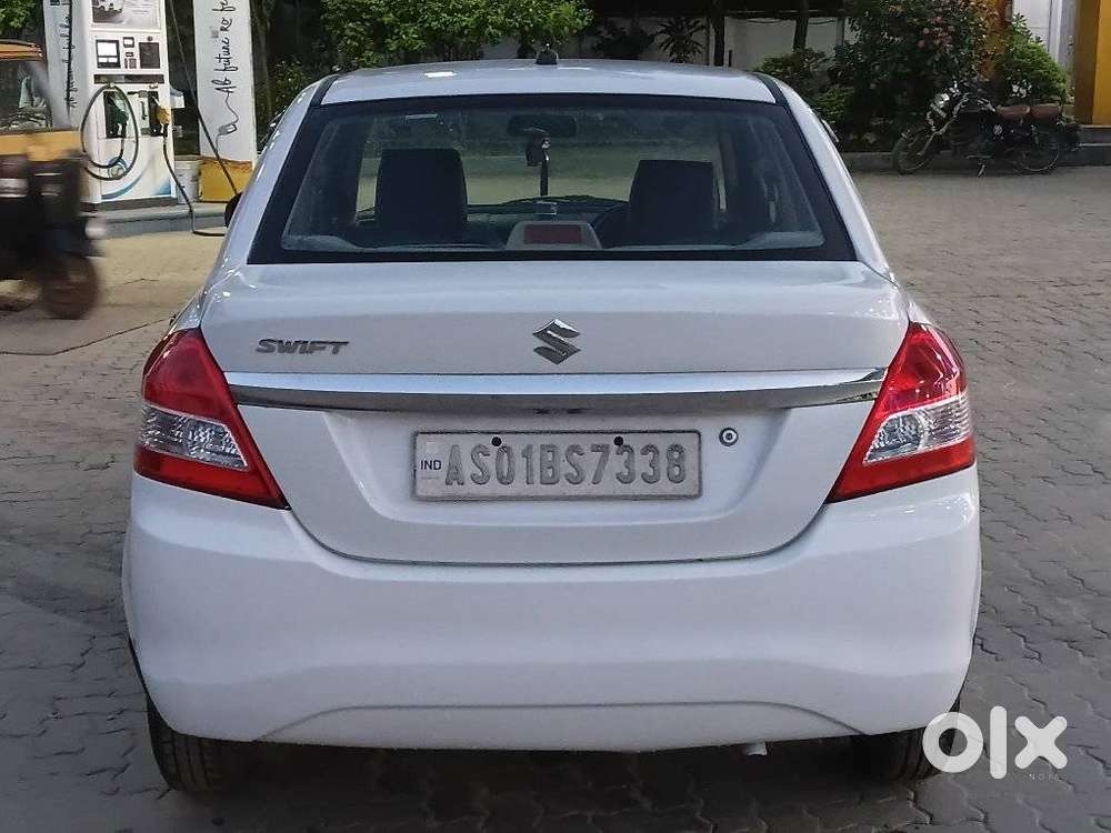 Maruti Suzuki Swift Dzire Lxi Option, 2015, Petrol