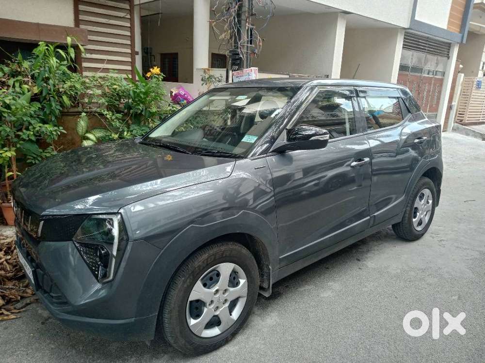 Mahindra Xuv 3xo 2025 Petrol 12600 Km Driven