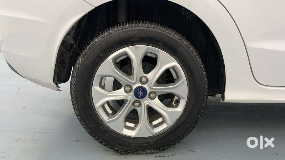 Ford Figo Aspire Titanium, 2017, Petrol