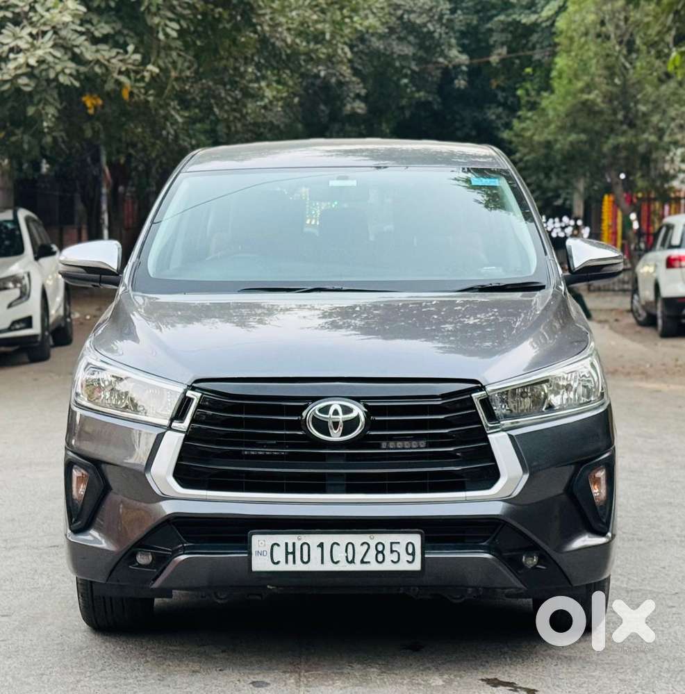 Toyota Innova Crysta 2.7 Gx Limited Edition At 7 Str, 2023, Petrol