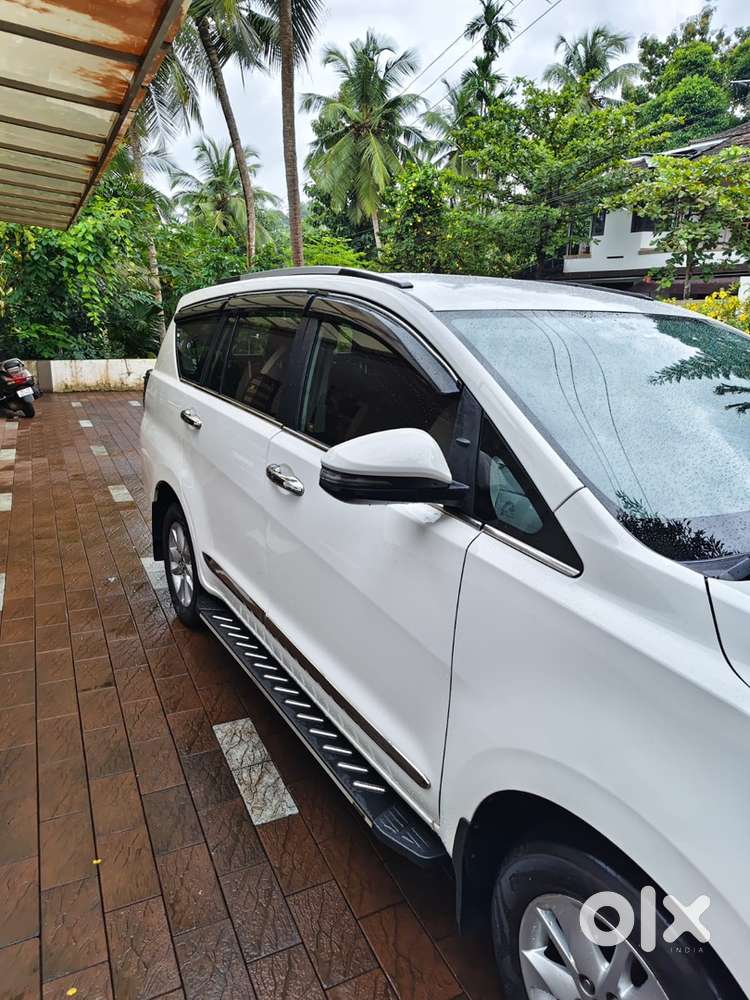 Toyota Innova Crysta 2019