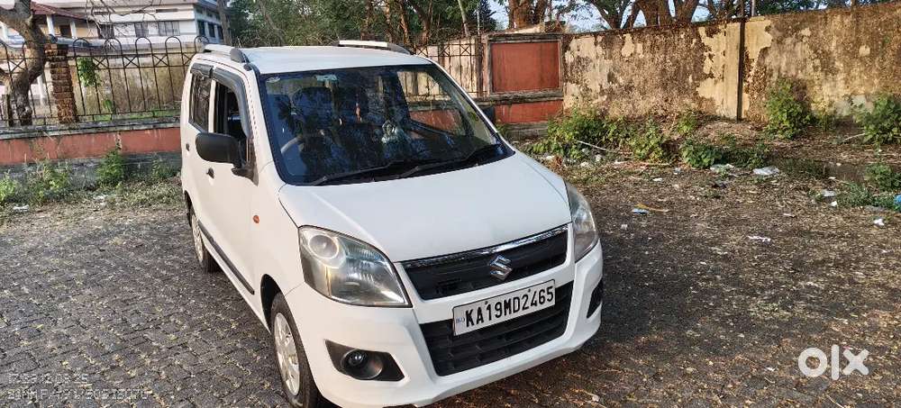 Maruti Suzuki Wagon R 2013 Petrol Well Maintained