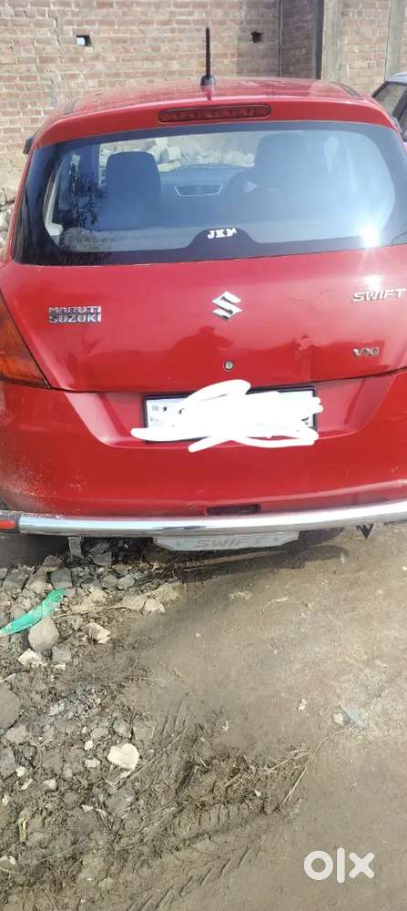 Maruti Suzuki Swift Dlx 2015