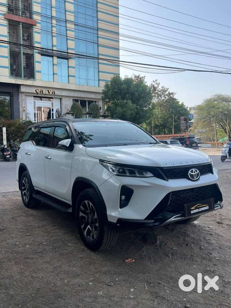 Toyota Fortuner Legender 4x2 At 2.8, 2022, Diesel