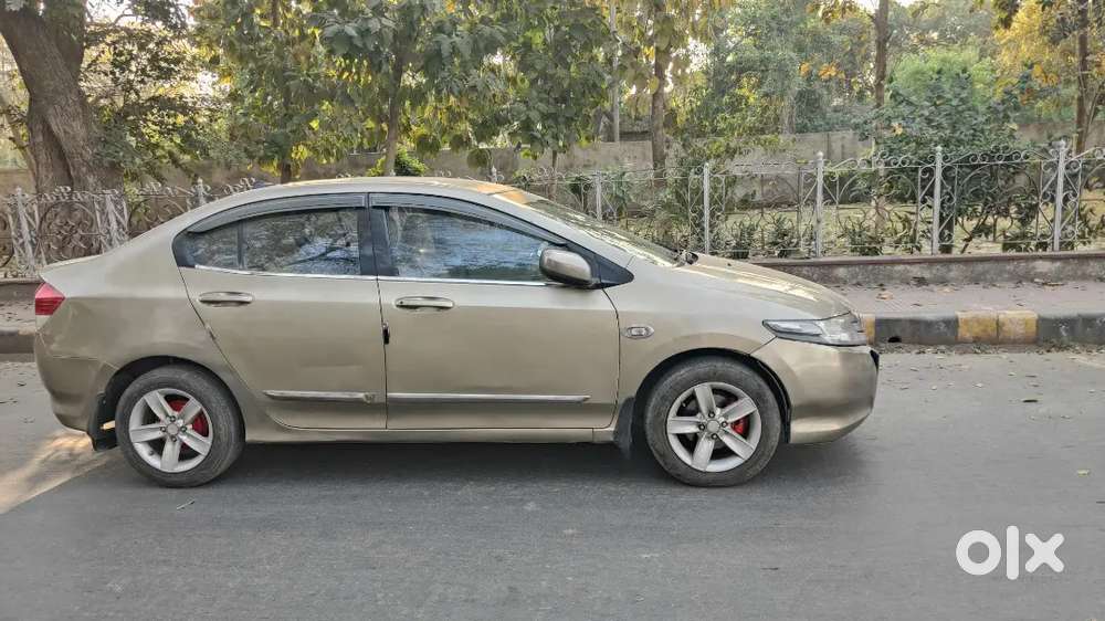 Honda City 2010 Cng & Hybrids Well Maintained