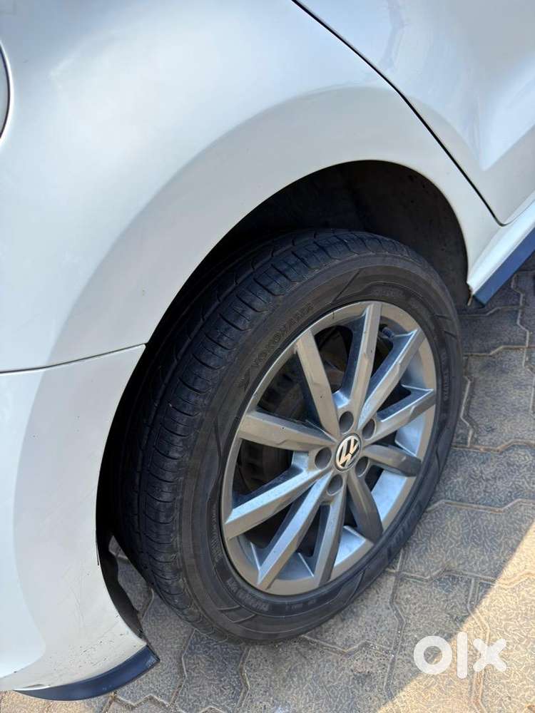 Volkswagen Polo Highline Plus, Candy White