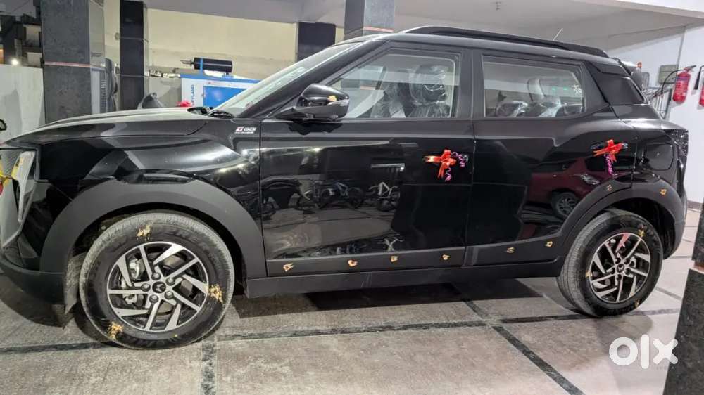 Mahindra Xuv 3xo Nov- 2025 Petrol 3780 Km Driven
