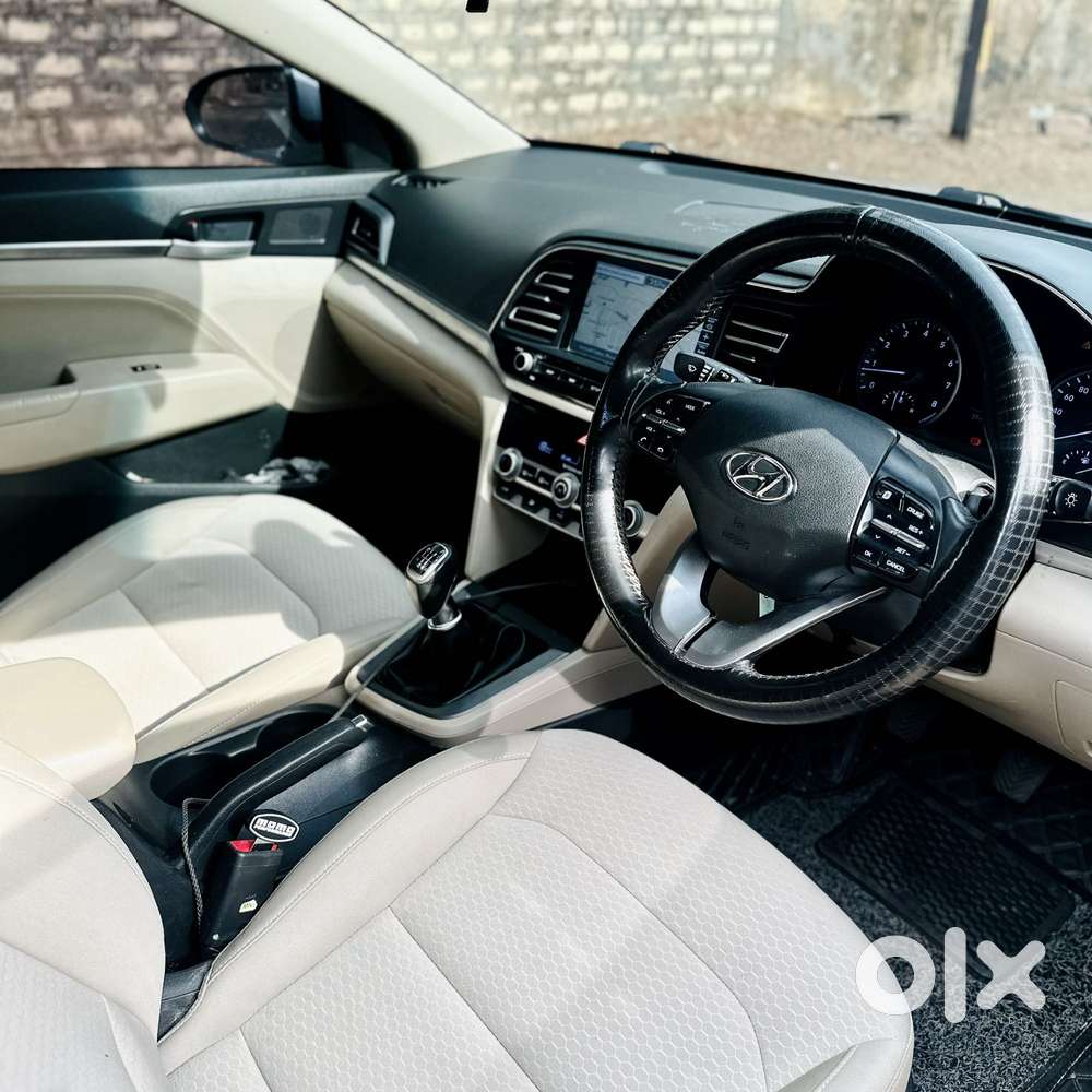 Hyundai Elantra 2.0 Sx, 2022, Petrol