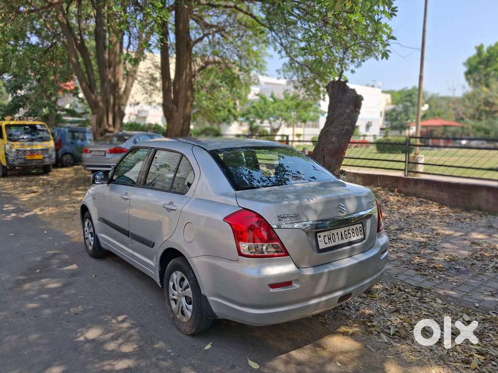 Maruti Suzuki Swift Dzire 1.2 Vxi Bsiv, 2011, Petrol