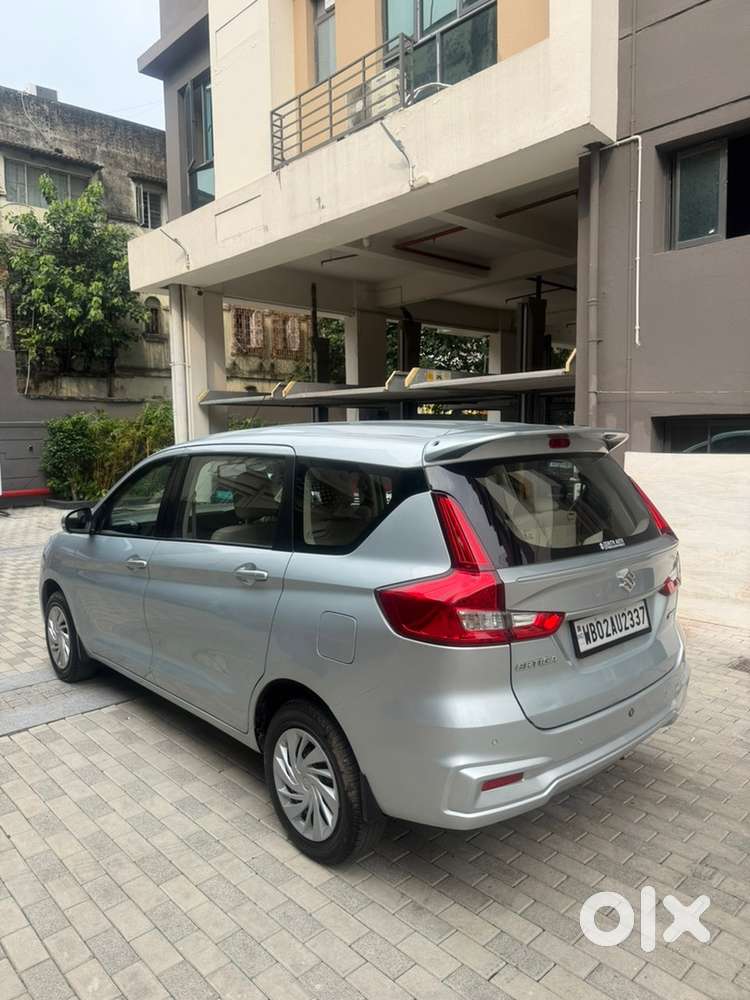 Ertiga Vxi (o) 2023
