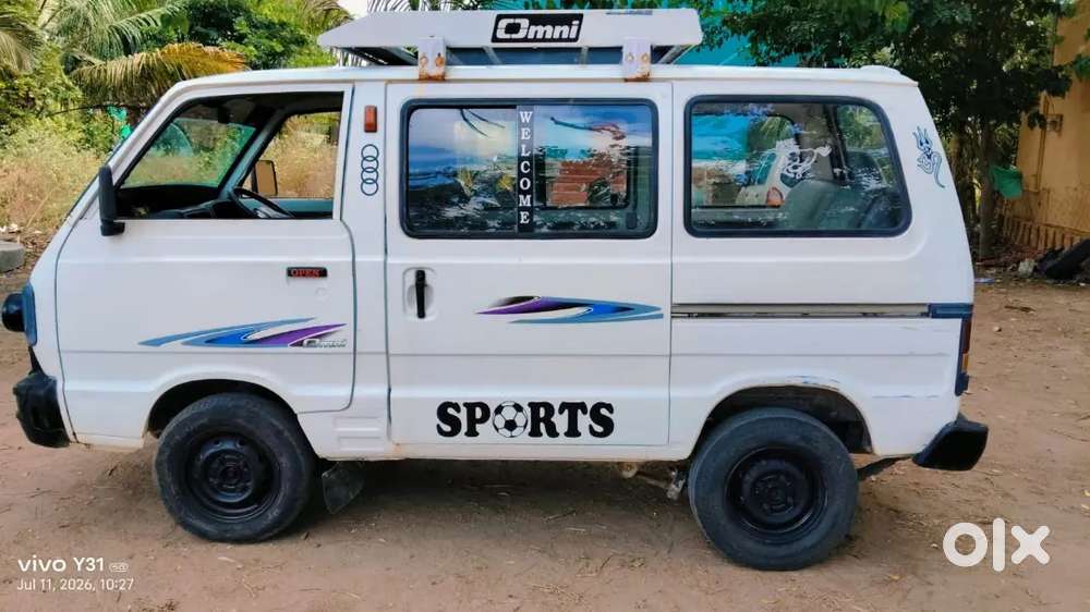 Maruti Suzuki Omni 2011