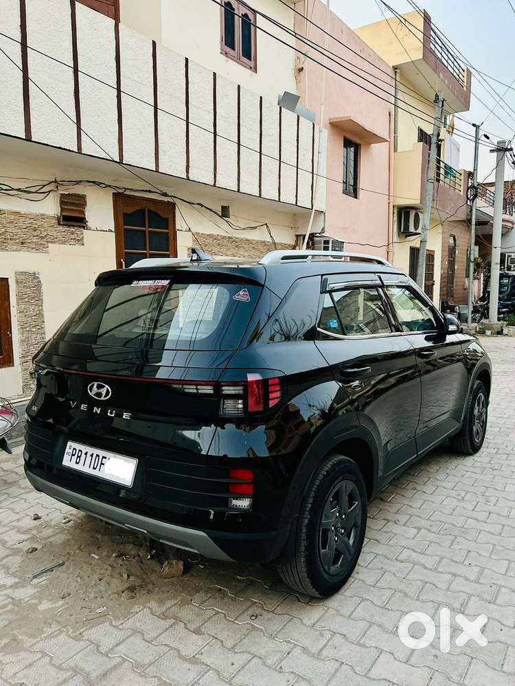 Hyundai Venue 2023 Petrol