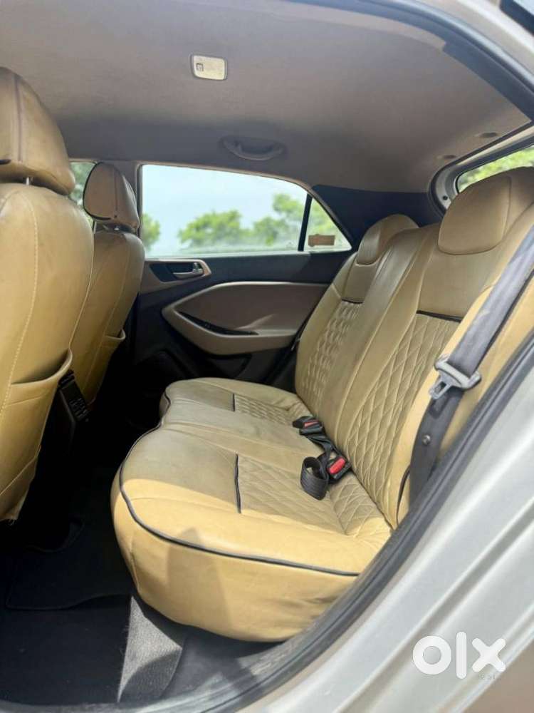 Hyundai I20 Petrol Asta Option, 2018, Petrol