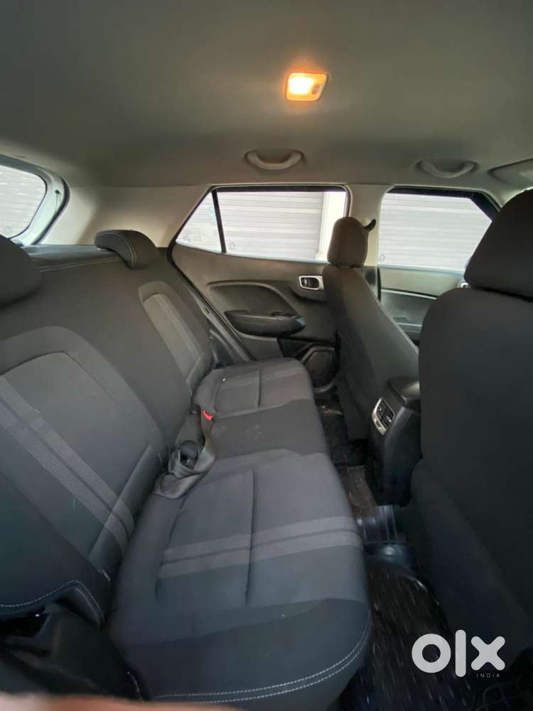 Hyundai Venue 1.2 S Plus, 2022, Petrol